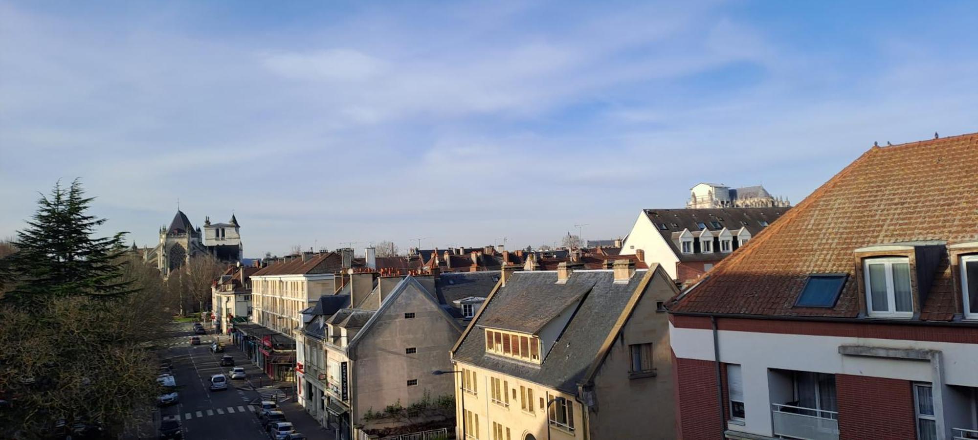 A Stondeta Apartment Beauvais Bagian luar foto